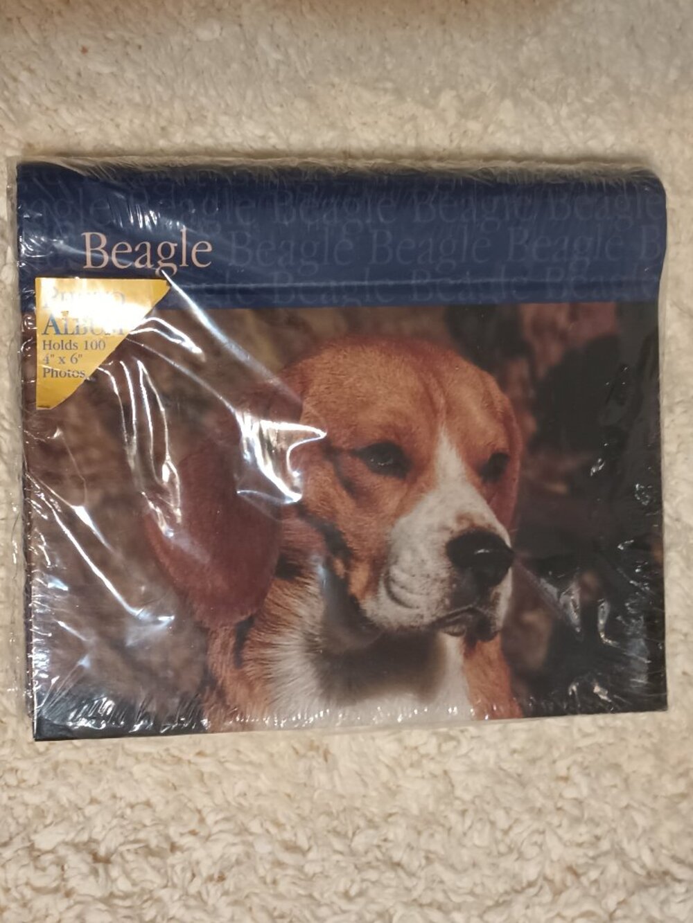 VERY HARD TO FIND New & Unused~Vintage Moments Remembered Beagle Pet Photo Album